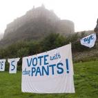 5c8b3b93200000450470731b