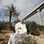 5c8b3acb360000c81a6cc435