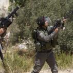 5c8b3acd230000d504246a75