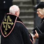 La reina consorte a su llegada a la abad&iacute;a de Westminster.