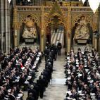 Invitados llegando al funeral de Estado en la Abad&iacute;a de Westminster.