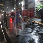 Residentes evacuan sus viviendas en Ciudad de México.