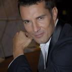 5c8ae8ae360000ba1a6c444f