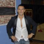 5c8ae8af20000043046ff235