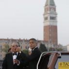 5c8a985725000052068156c0