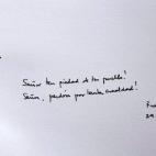 El mensaje que el papa Francisco ha escrito en el libro de invitados del museo durante su visita al campo de concentración.