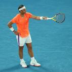 Una aficionada hace una peineta a Nadal durante un partido en Australia