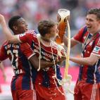 5c8b0be6230000dd0423fccc