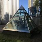 Fuente de la que se extrae el agua con la que se elabora la cerveza, que procede de una profundidad de 240 metros. El 80% de la cerveza es agua.