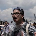 5c8b0cad230000dd0423fe6f