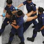 5c8b0cb03b000070066cdc07