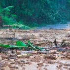 'Fiona', seg&uacute;n el gobernador Pedro Pierluisi, ha dejado "da&ntilde;os catastr&oacute;ficos" en la isla, que ha registrado vientos de m&aacute;s de 135 kil&oacute;metros por hora e importantes tormentas que han da&ntilde;ado puentes,...