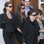 5c8a986c250000bd058156e2