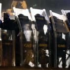 5c8aa95c250000bd058180ce