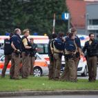 5c8b13152500000d04c9fb58