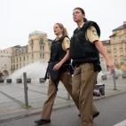 5c8b131b2500001304c9fb64