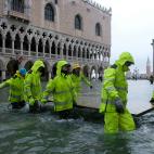 5dcbbb6b1f00008204dee3d5