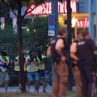 5c8b1324360000c81a6c6734