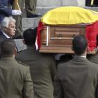 5c8b39b222000051001a950b