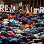 5c8a9840250000bd058156aa