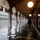 5dcbbad91f00008504dee3ca