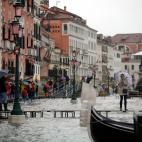 5dcbbac9210000516034cc86