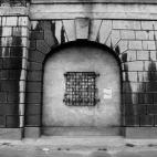 Esos mismos instantes que han marcado el presente los ilustra "desde fuera", José A. Figueroa, en opinión de García Yelo. Se puede encontrar la obra de este artista en la Casa de América. La exposición se llama Und Jetzt? (¿y ahora qué?) ...