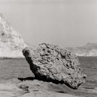 "Instantáneas metafísicas", así define García Yelo las imágenes de Bernard Plossu, premio PHotoEspaña 2013 que exhibe el Real Jardín Botánico-CSIC. "En La hora inmóvil, una metafísica del Mediterráneo encontramos imágenes atemporales...