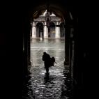 5dcbbaa72500000605d2cebb