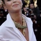 5c8aa3453b000037066c44b0