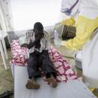 5c8b11c7240000f7054cc7e4