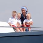 Regata de la Copa del rey con los tres hijos de la infanta Cristina.