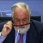 5c8b14042300007f01240d9a