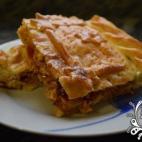 Es muy socorrida para picar o comer; ésta es de atún pero se puede rellenar con otros ingredientes que se tengan por casa. Aquí puedes consultar cómo se elabora.