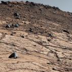 Imagen de Marte tomada desde el vehículo Curiosity de la NASA.