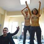 5c8af0463b000002076ccf26