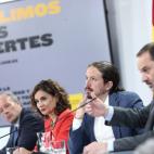 5fd86375240000d7189fa442