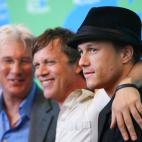 5c8b15172400006c05a40b25