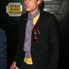 5c8b151a2300005400e78742