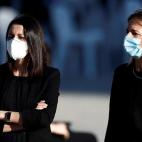 La presidenta de Ciudadanos, Inés Arrimadas (i) junto con la portavoz del Partido Popular en el Congreso, Cayetana Álvarez de Toledo del Gobierno