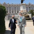 El rey Felipe VI hace algo pocas veces visto durante una visita oficial