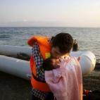 5c8b27d8230000d504244167