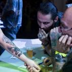 5c8ae2b6360000c81a6c3c4d