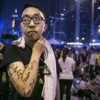 5c8b1640360000e01c6c6d75