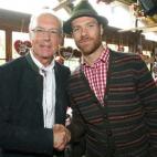 5c8a989b2500000704c93d90