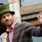 5c8a989d360000c81a6bab88