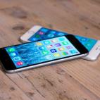 Hemos probado los nuevos terminales de Apple. ¿Quieres saber por qué ambos se llevan el sobresaliente? Te lo contamos en cada uno de los análisis que hemos hecho sobre ambos teléfonos: el iPhone 6 Plus y del iPhone 6.