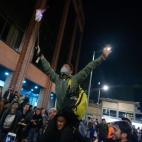 5ddc13aa2500005723d2e27e