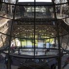 5c8b18d2230000d504241800