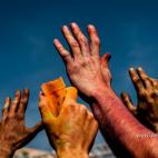 5c8b14552400006c05a40987